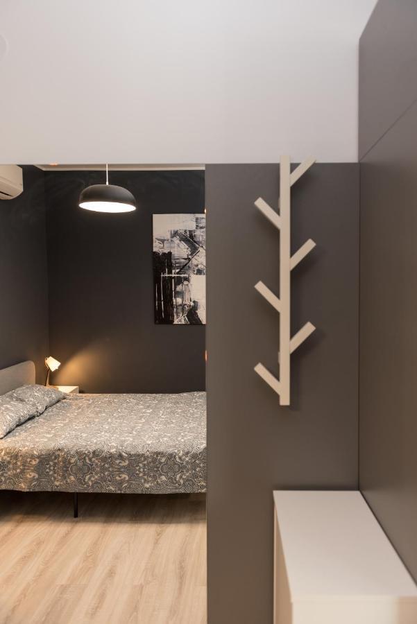 The Chic Minimalist - Apartment Iasi Exterior photo